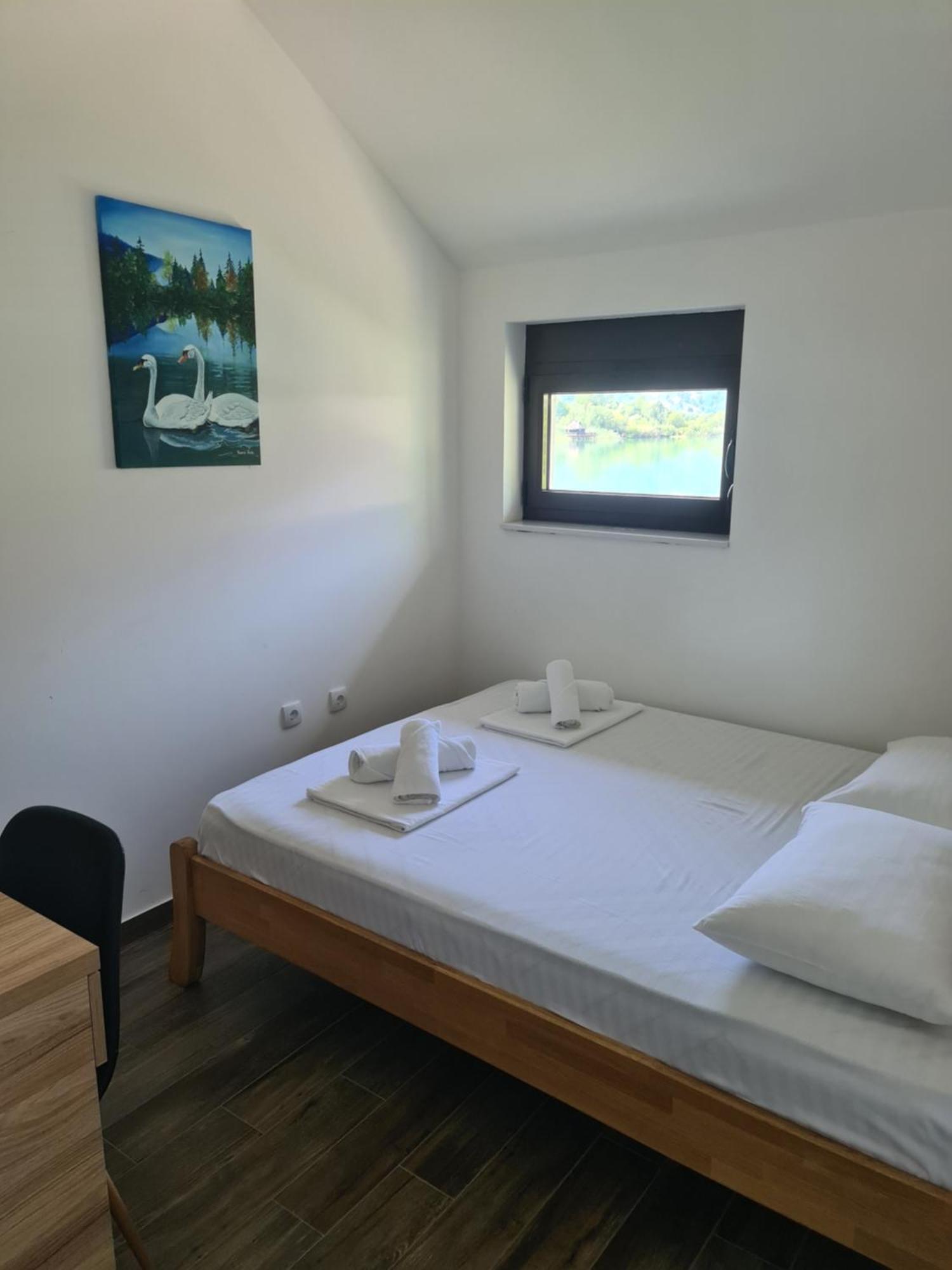 Montekarlo Na Drini Bed and Breakfast Mali Zvornik Buitenkant foto